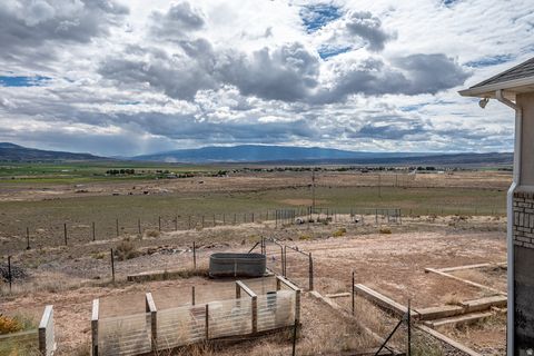 Tiny photo for 351 W SKYLINE DR, Loa, UT 84747 (MLS # 2158296)