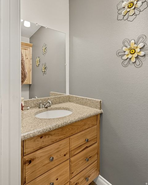 Tiny photo for 351 W SKYLINE DR, Loa, UT 84747 (MLS # 2158296)