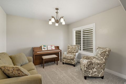 Tiny photo for 351 W SKYLINE DR, Loa, UT 84747 (MLS # 2158296)