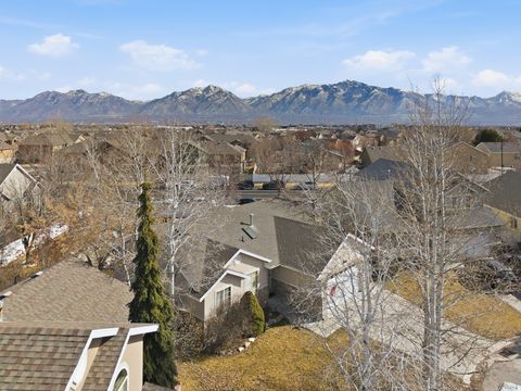 Tiny photo for 10519 S POPLAR GROVE DR, South Jordan, UT 84009 (MLS # 2139508)