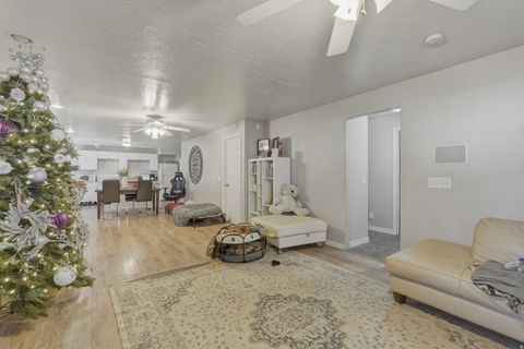 Tiny photo for 10519 S POPLAR GROVE DR, South Jordan, UT 84009 (MLS # 2139508)