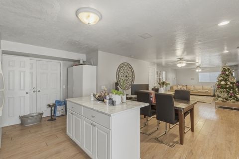 Tiny photo for 10519 S POPLAR GROVE DR, South Jordan, UT 84009 (MLS # 2139508)