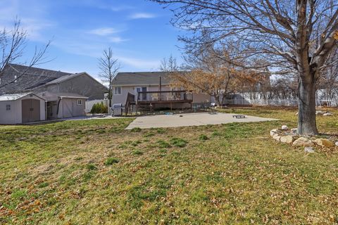 Tiny photo for 10519 S POPLAR GROVE DR, South Jordan, UT 84009 (MLS # 2139508)