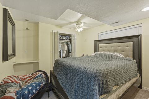 Tiny photo for 10519 S POPLAR GROVE DR, South Jordan, UT 84009 (MLS # 2139508)