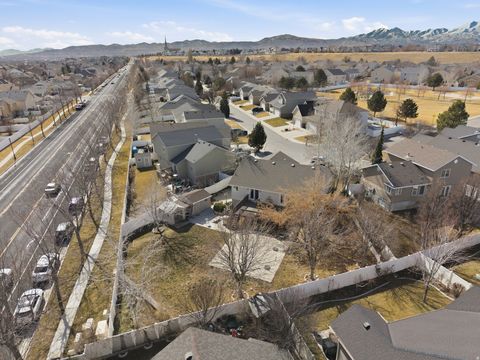 Tiny photo for 10519 S POPLAR GROVE DR, South Jordan, UT 84009 (MLS # 2139508)