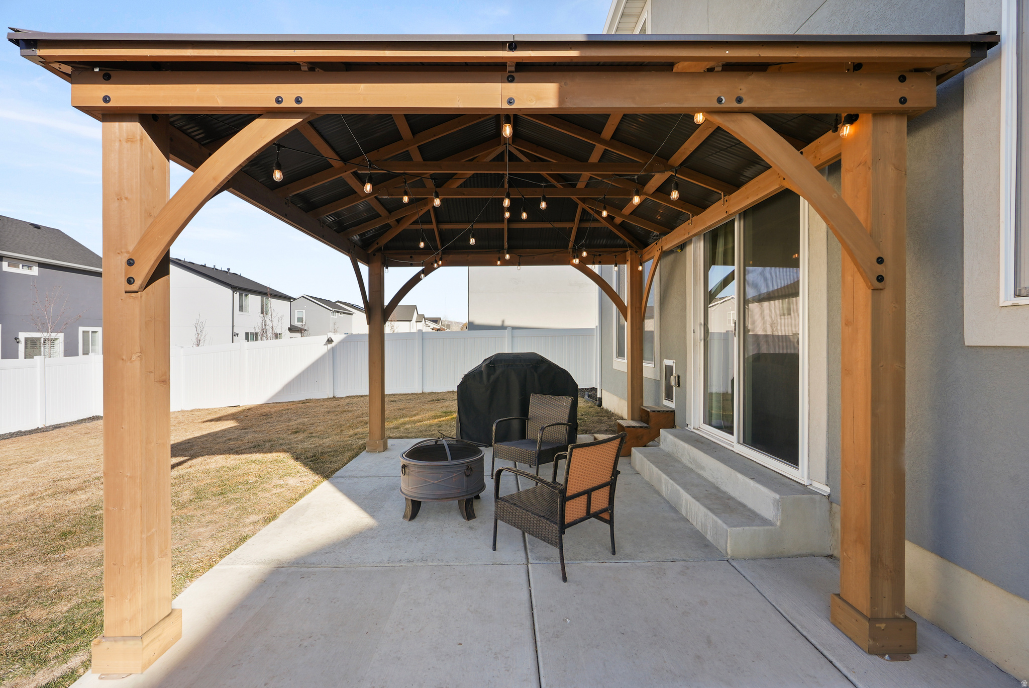 ESTATES AT FENN FARMS - Residential