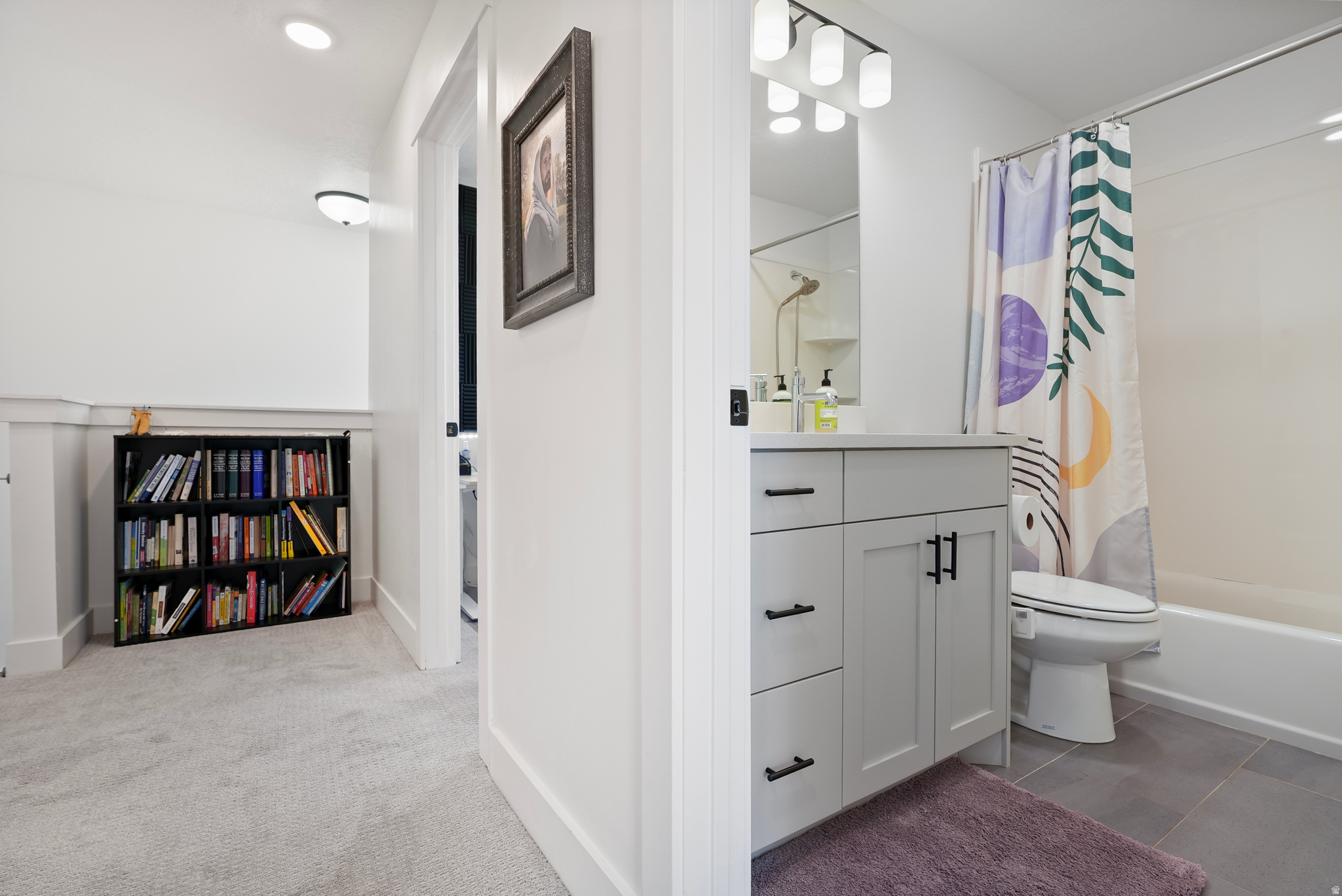 ESTATES AT FENN FARMS - Residential