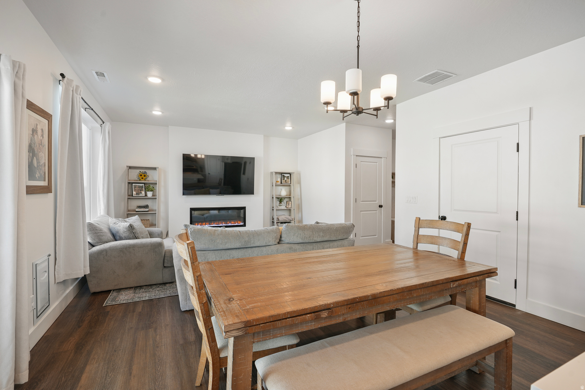 ESTATES AT FENN FARMS - Residential