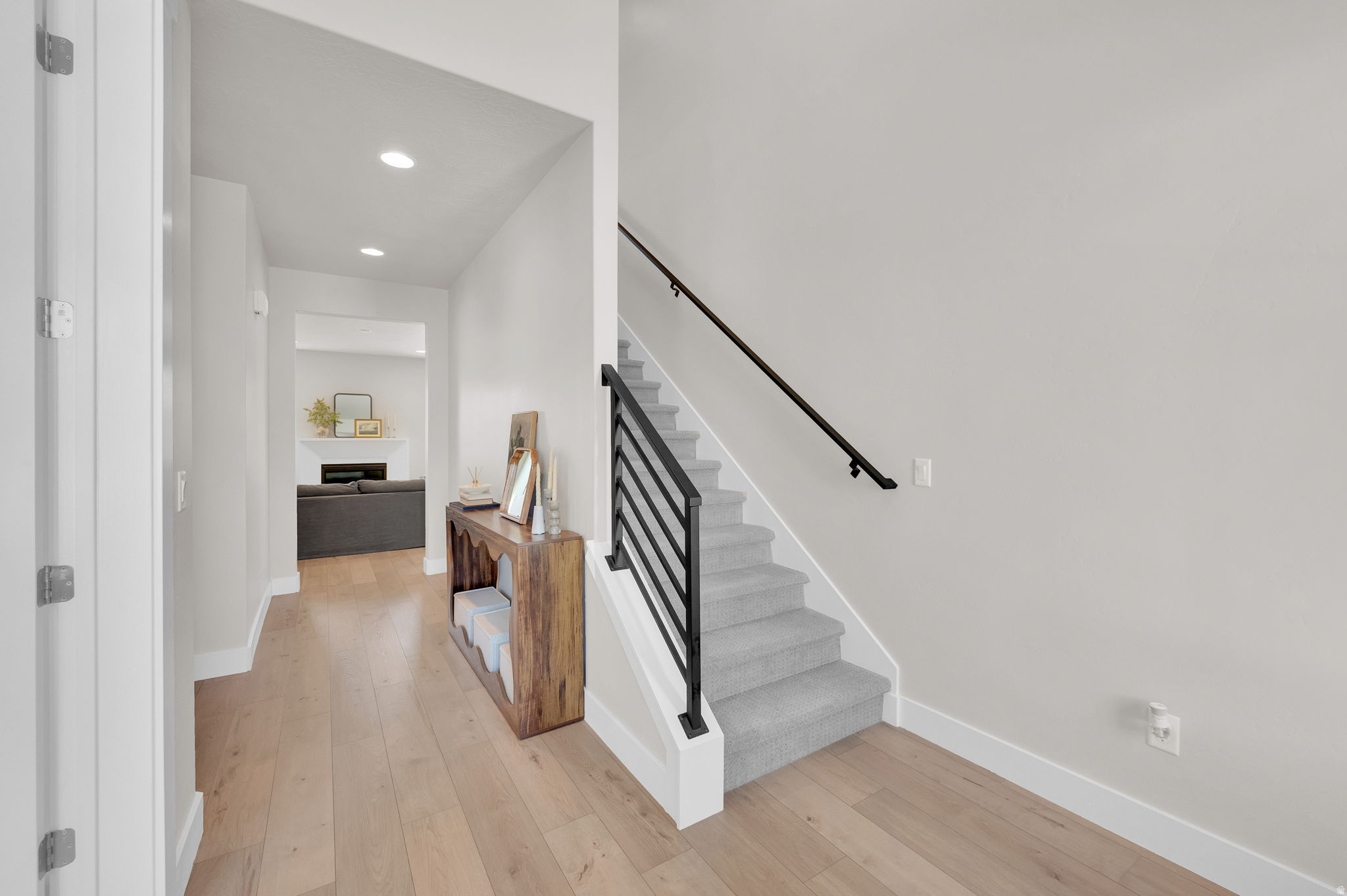 HIDDEN OAKS - Residential