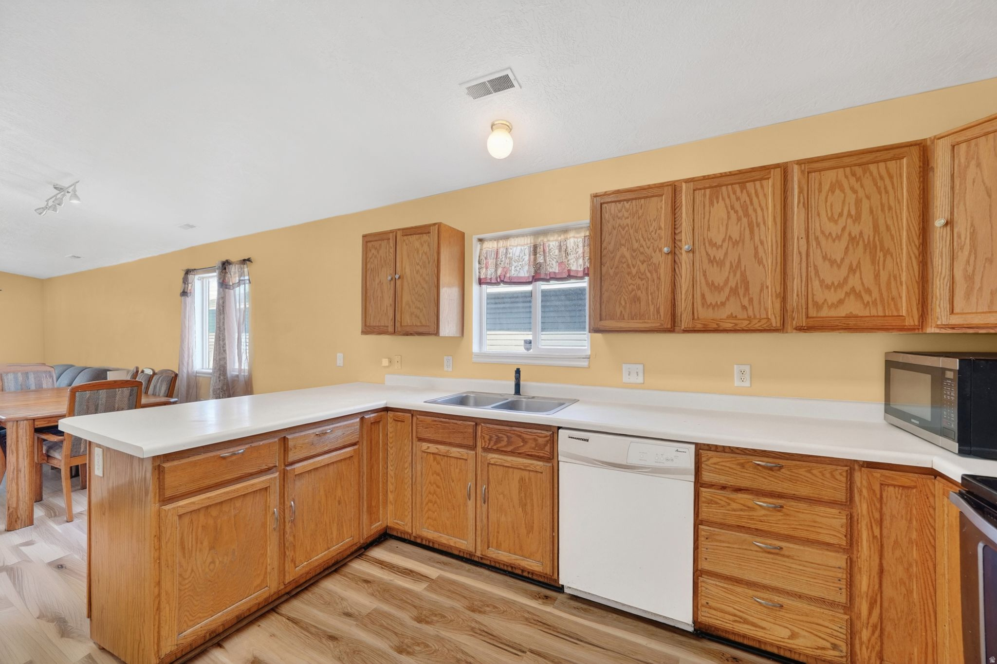 SPENCER'S ANNEX - Residential