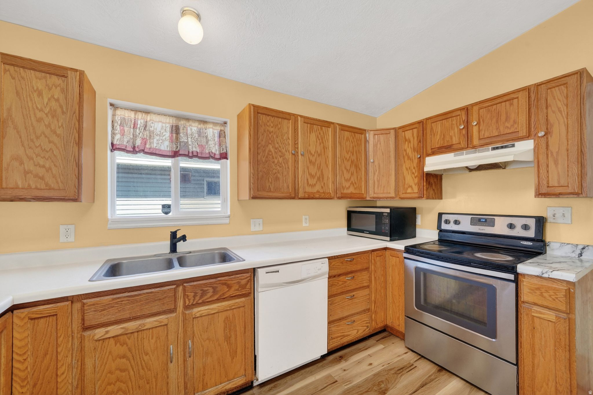 SPENCER'S ANNEX - Residential