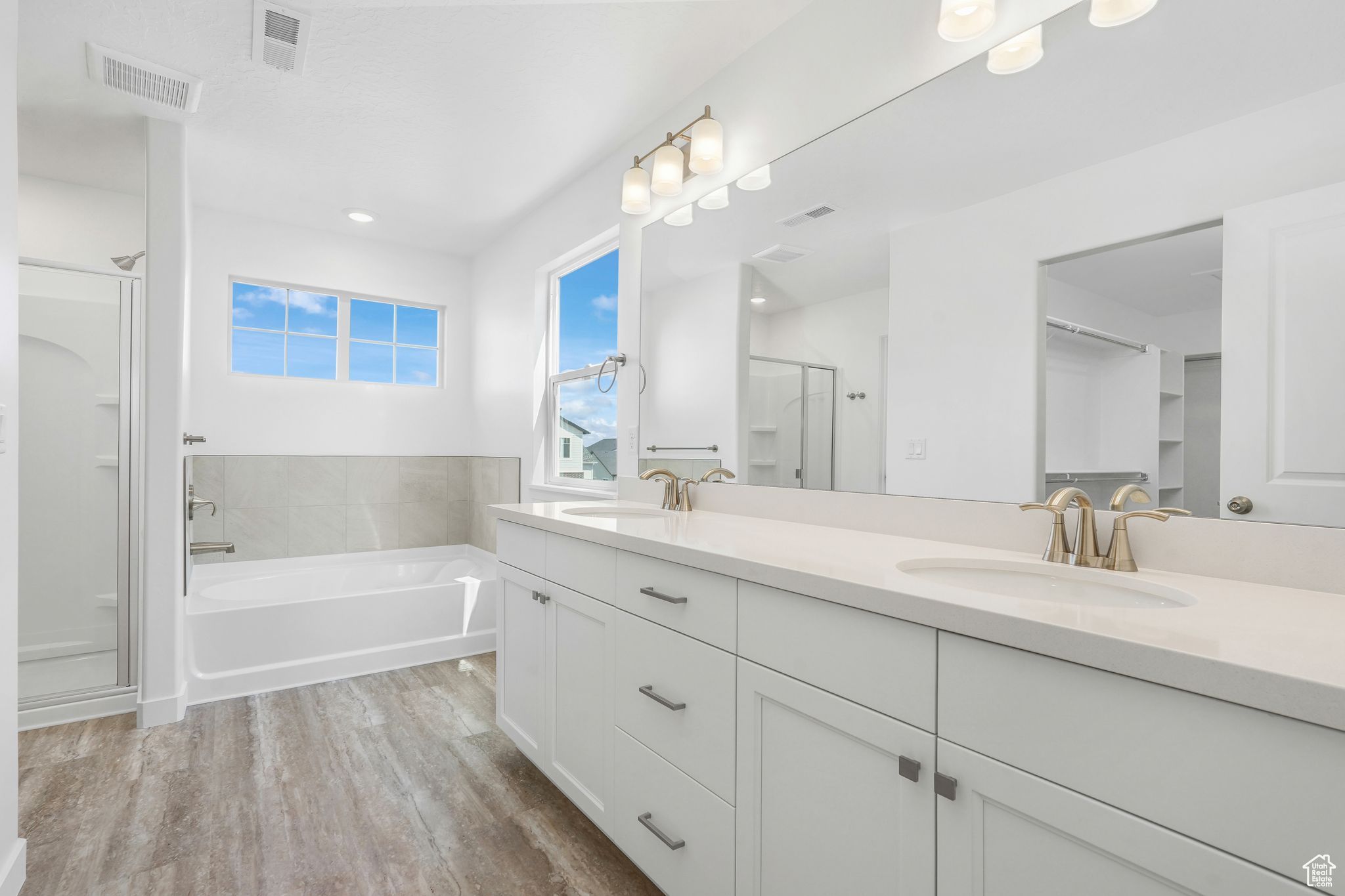 JACKSON - Residential
