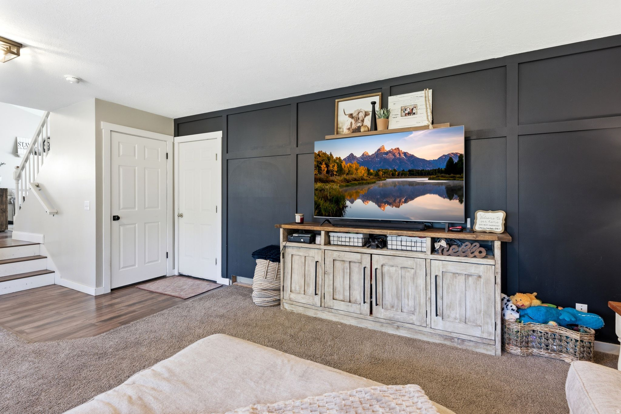 OQUIRRH HILLS - Residential