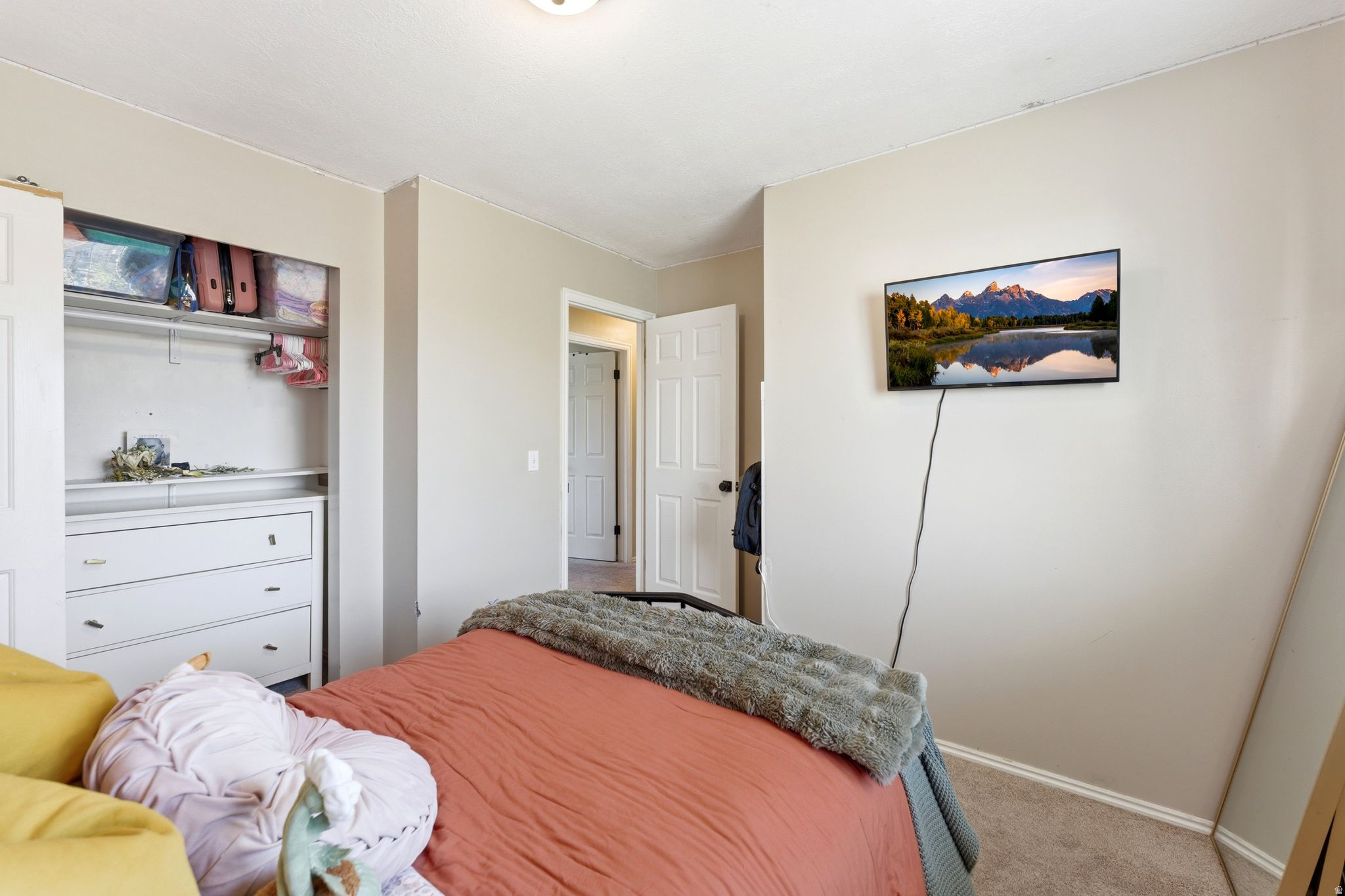OQUIRRH HILLS - Residential