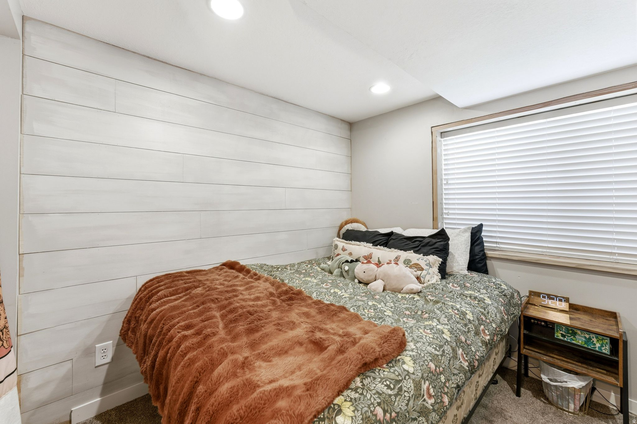 OQUIRRH HILLS - Residential