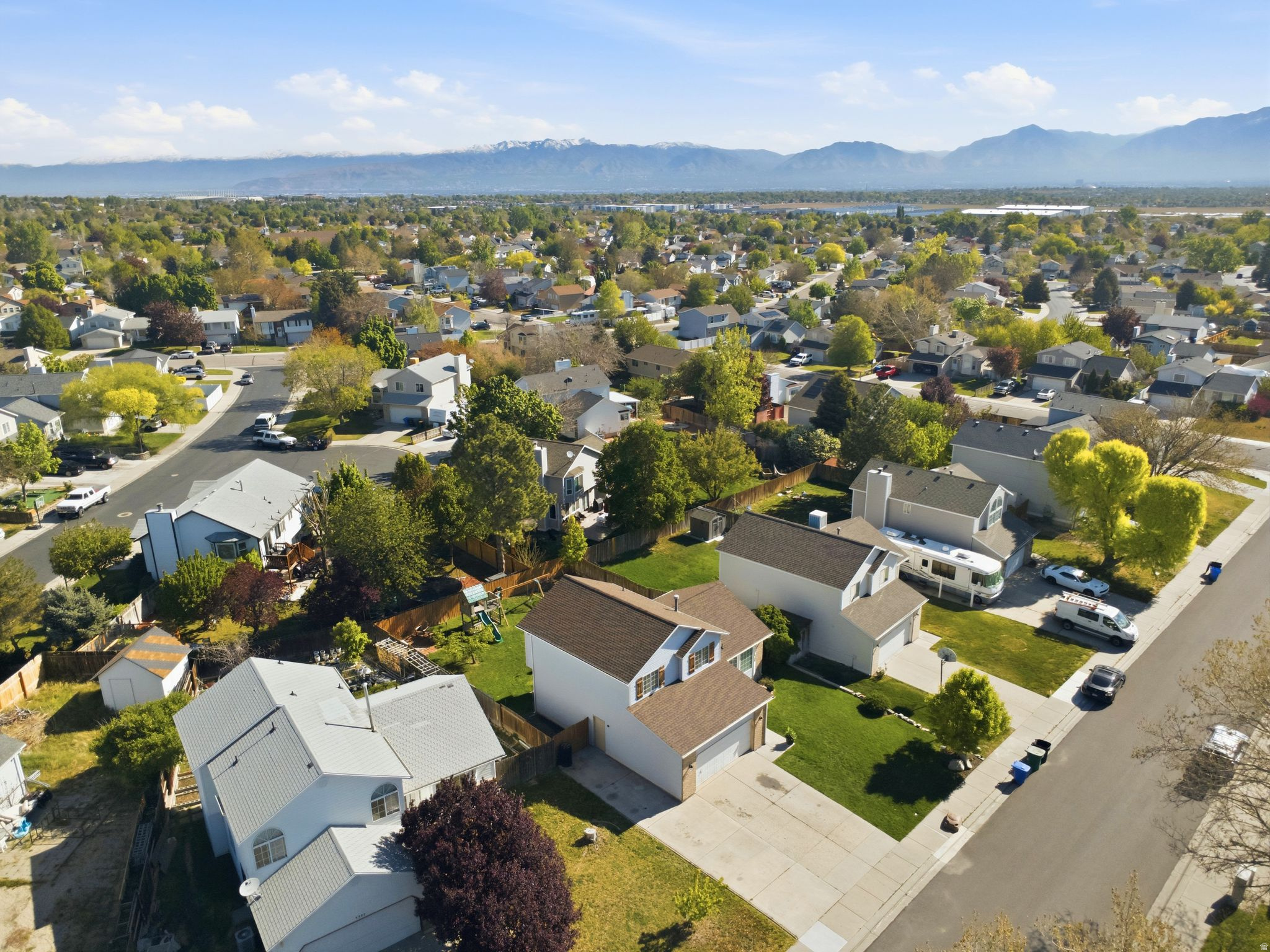 OQUIRRH HILLS - Residential