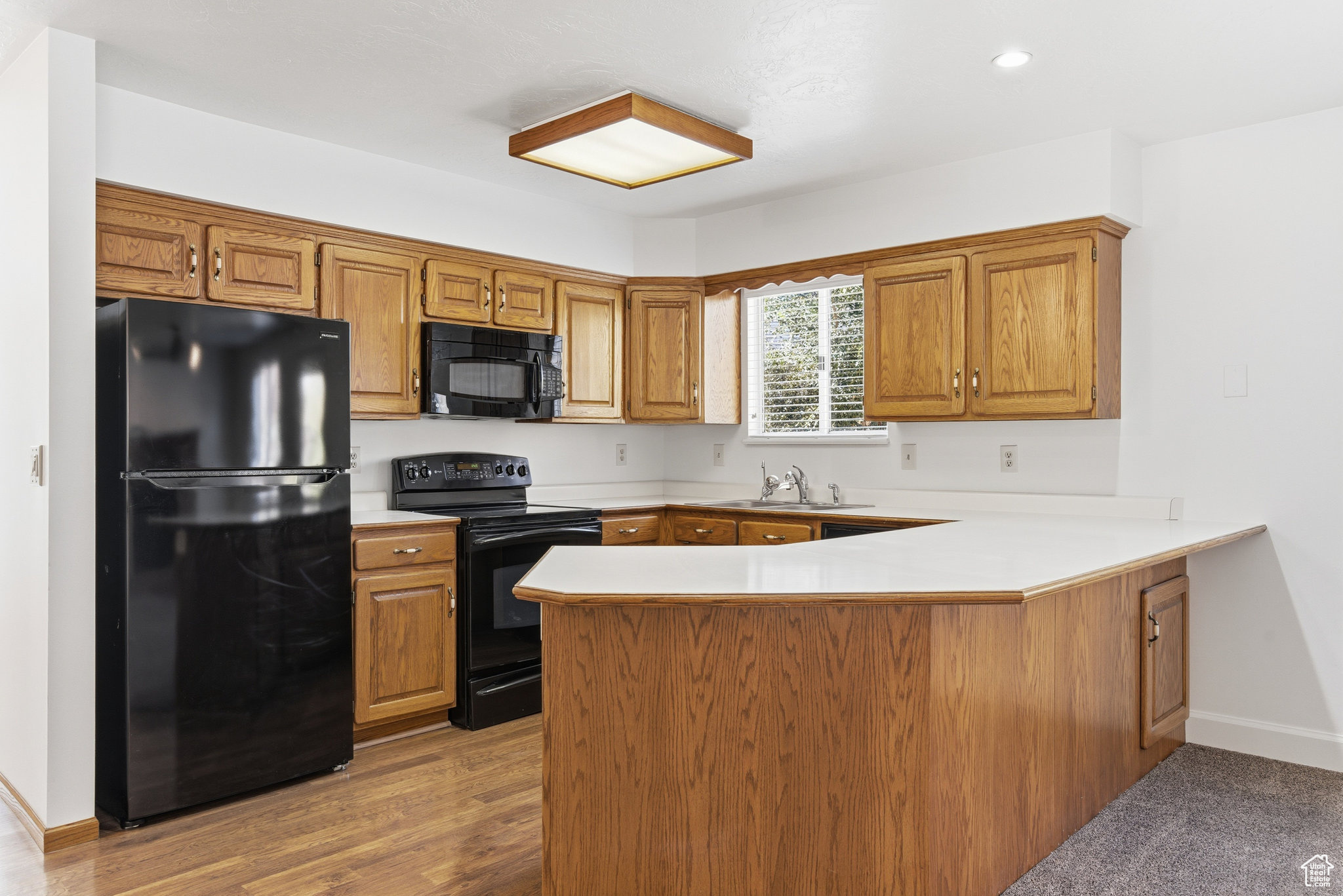 CREEKWOOD - Residential