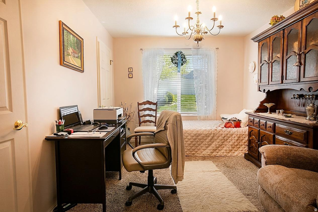 CHIMNEY HILLS - Residential