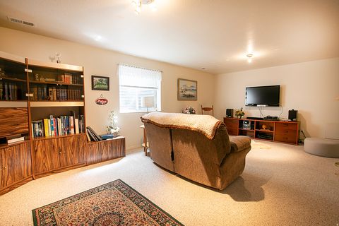 Tiny photo for 1068 E 5675 S, South Ogden, UT 84405 (MLS # 2148931)