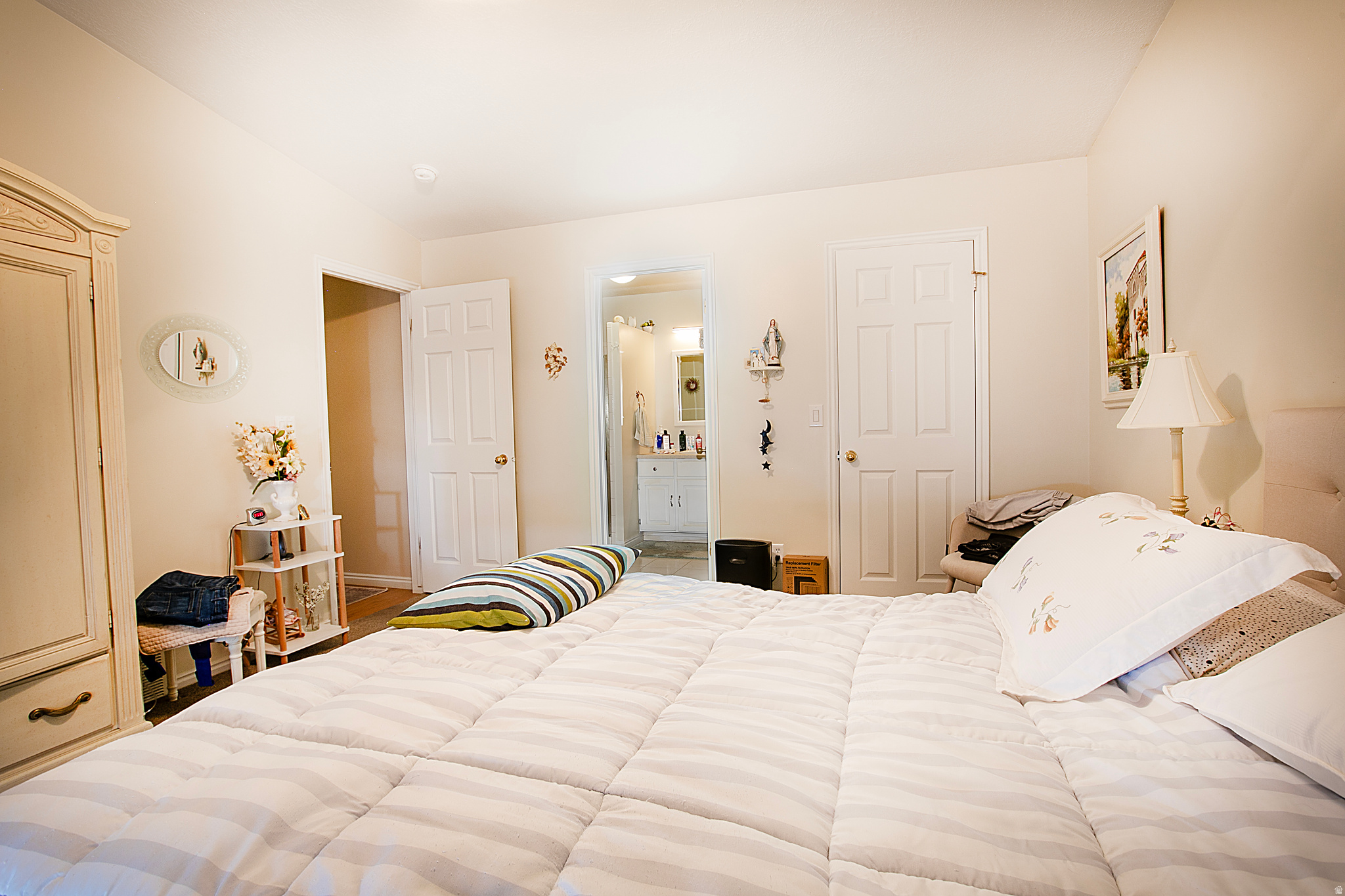 CHIMNEY HILLS - Residential