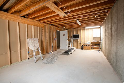 Tiny photo for 1068 E 5675 S, South Ogden, UT 84405 (MLS # 2148931)