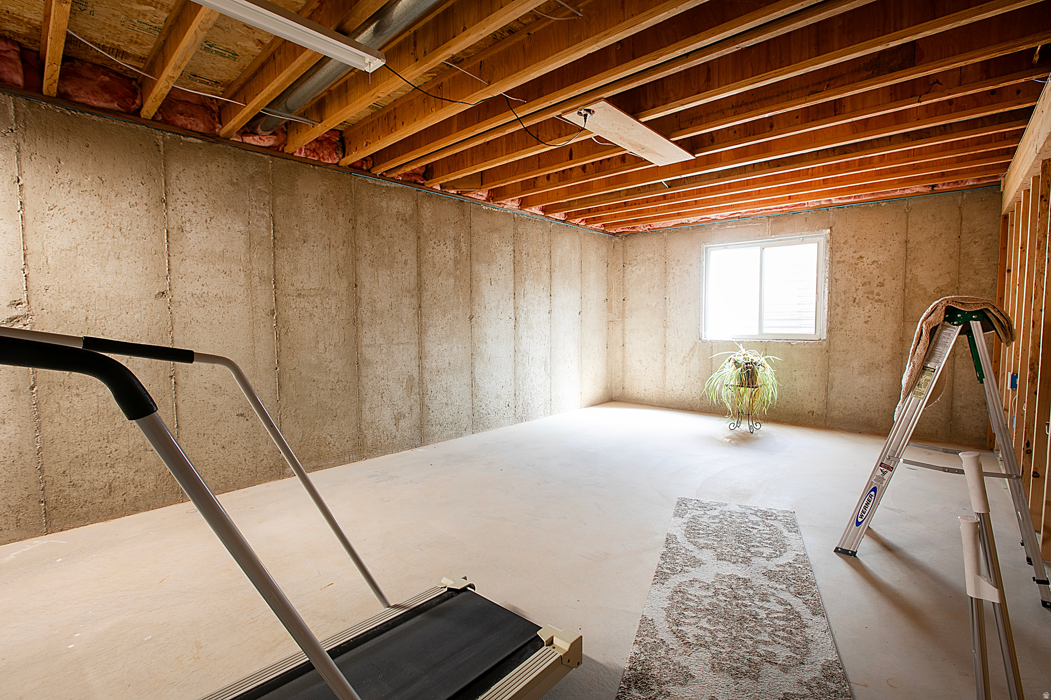 CHIMNEY HILLS - Residential