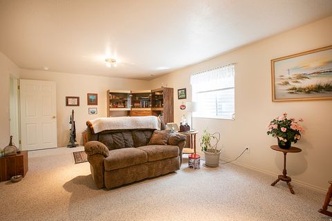 Tiny photo for 1068 E 5675 S, South Ogden, UT 84405 (MLS # 2148931)