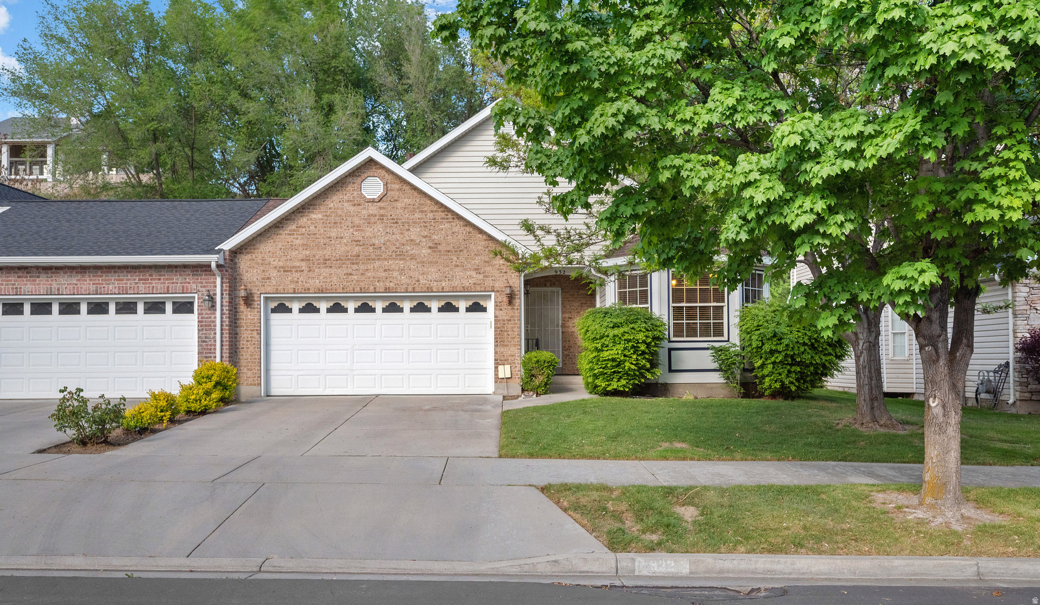 PARK RIDGE - Residential Income