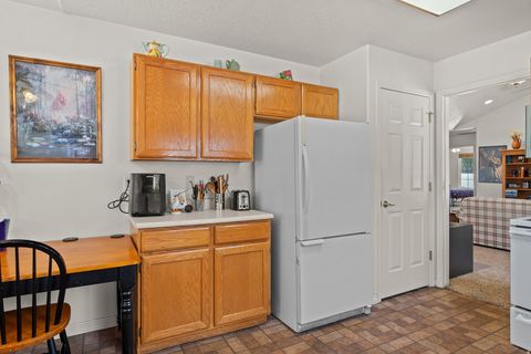 Tiny photo for 932 N 1760 W, Provo, UT 84604 (MLS # 2152626)