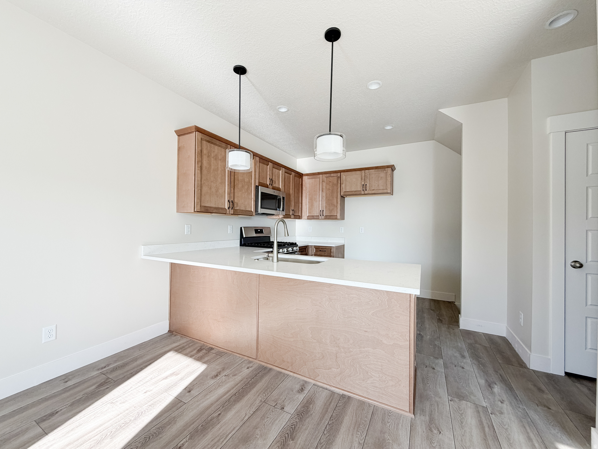 RIDGEVIEW TOWNHOMES - Residential