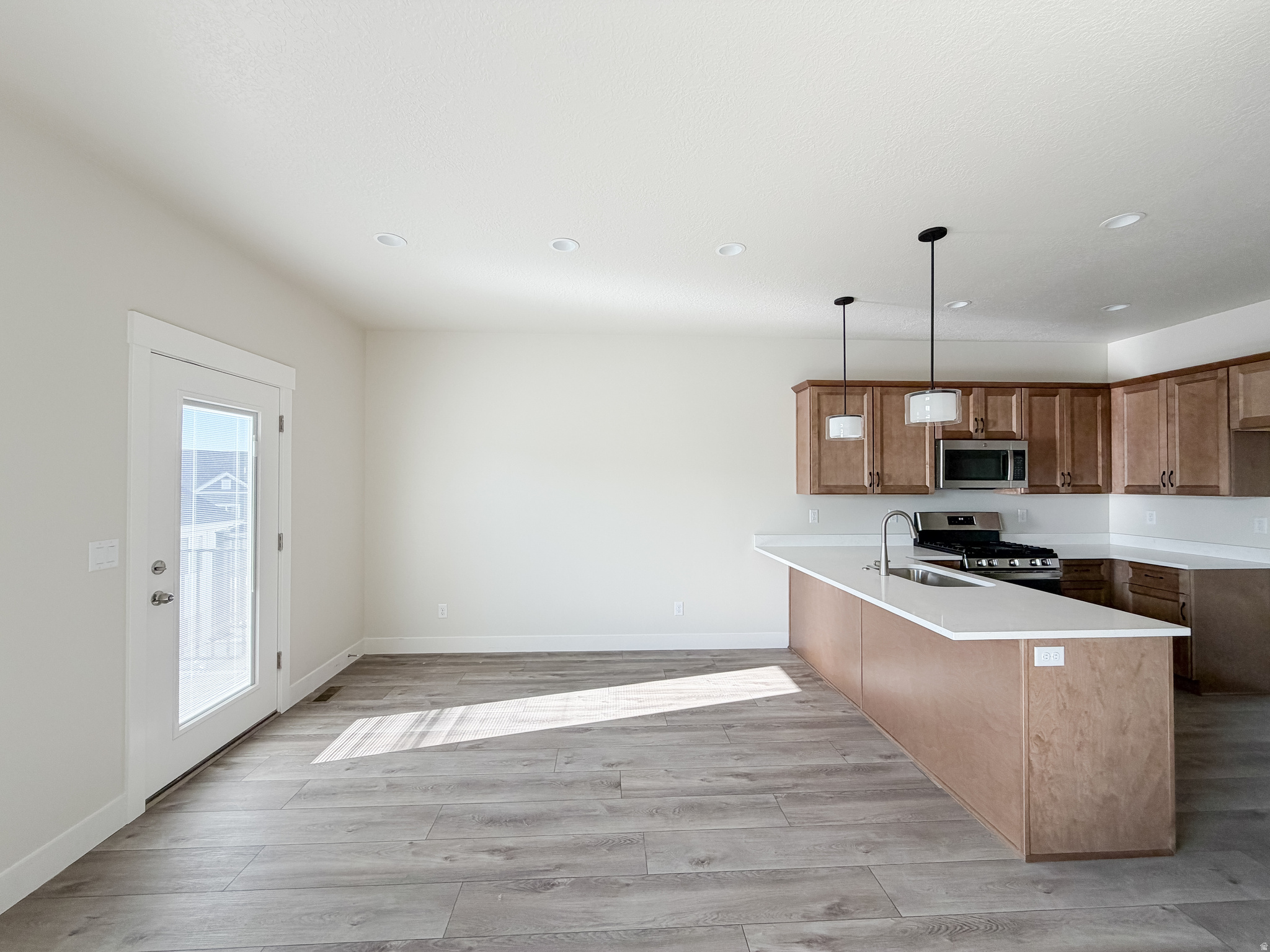 RIDGEVIEW TOWNHOMES - Residential