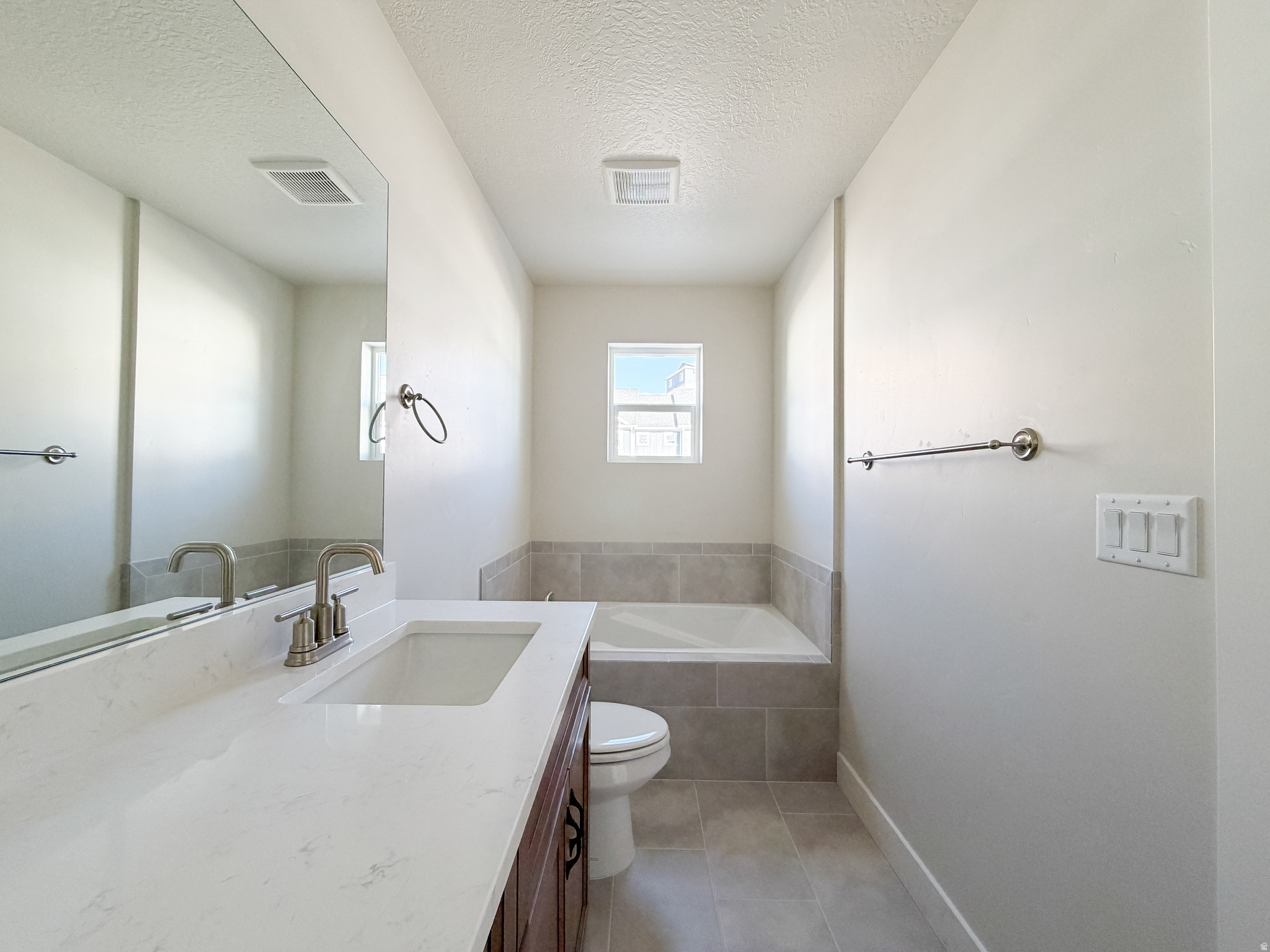 RIDGEVIEW TOWNHOMES - Residential