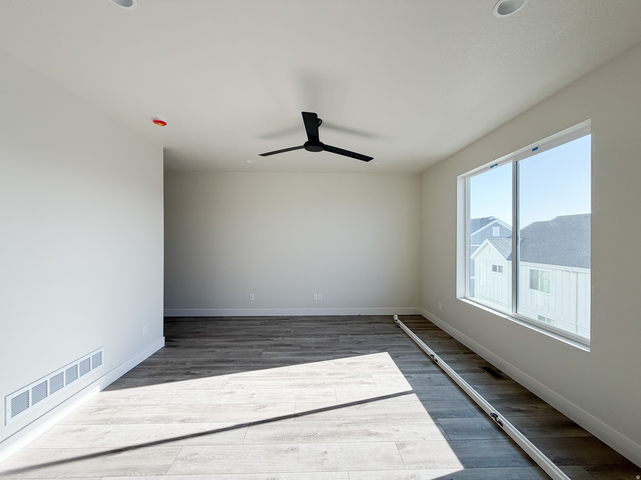 RIDGEVIEW TOWNHOMES - Residential