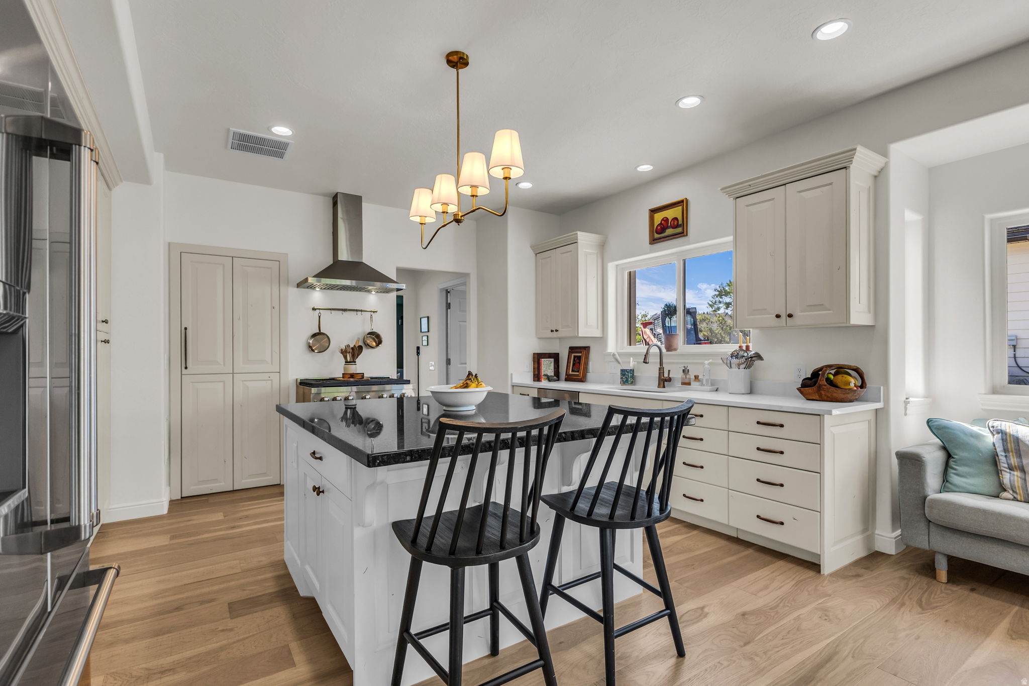 LINCOLN GARDENS - Residential