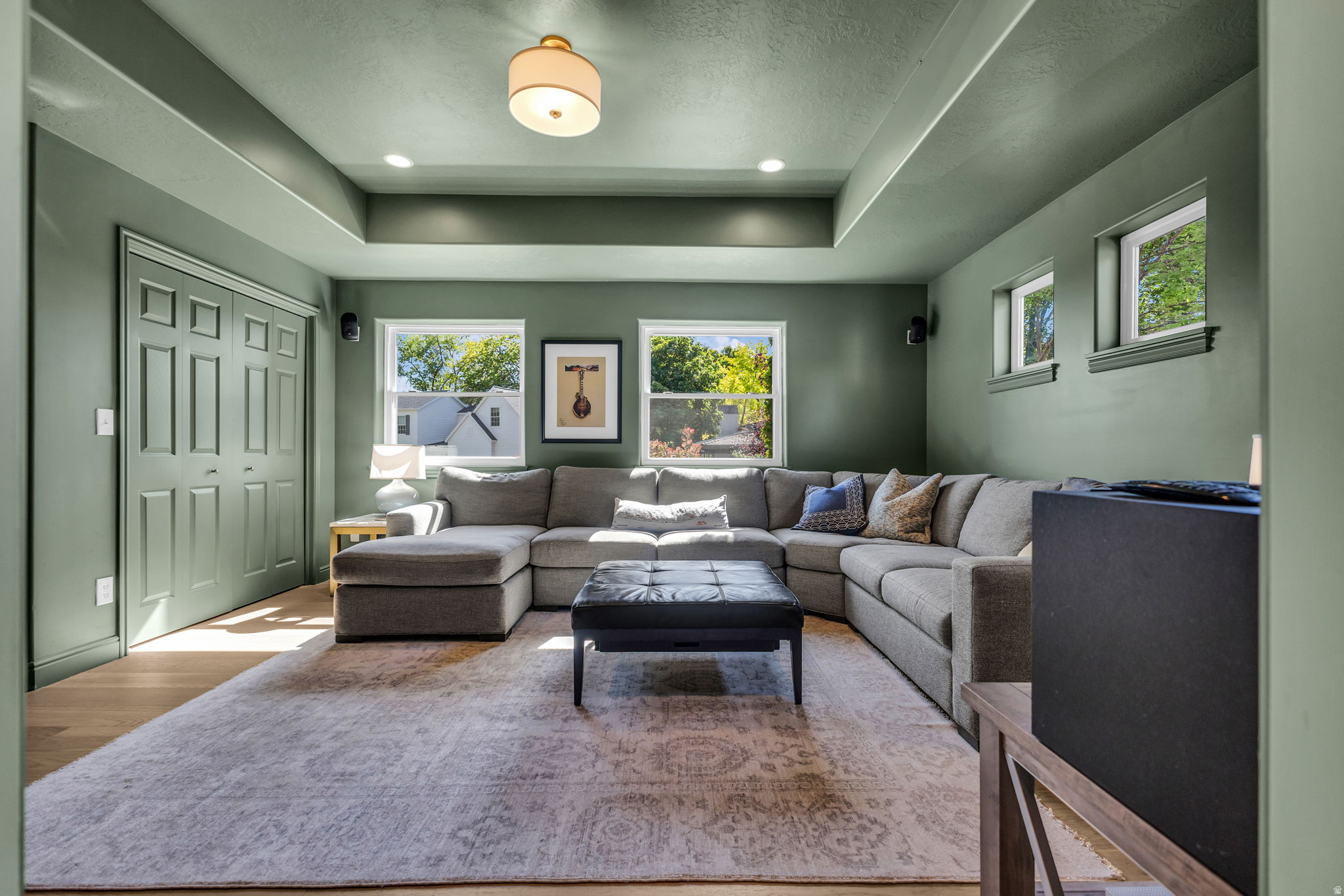 LINCOLN GARDENS - Residential