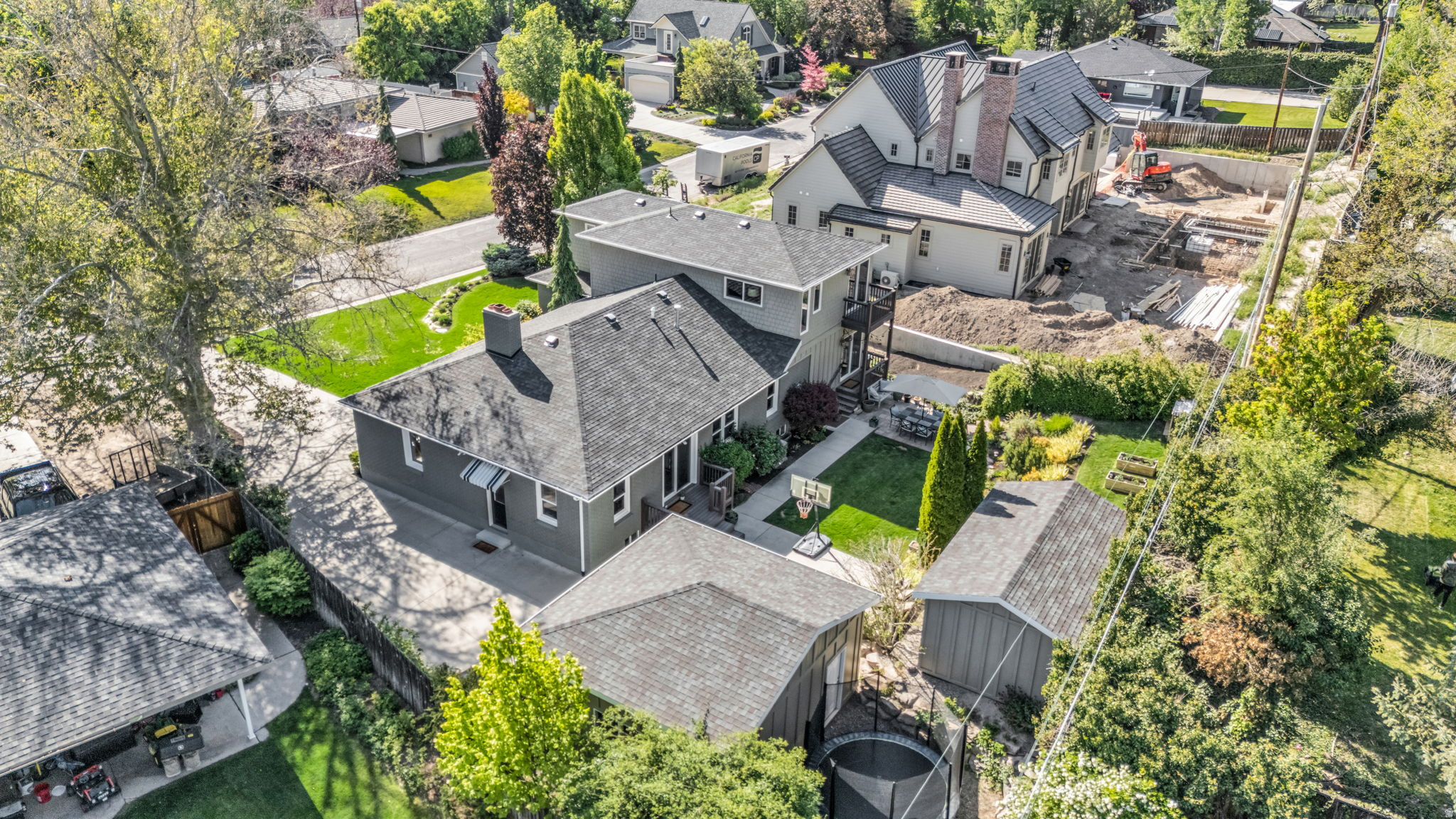 LINCOLN GARDENS - Residential