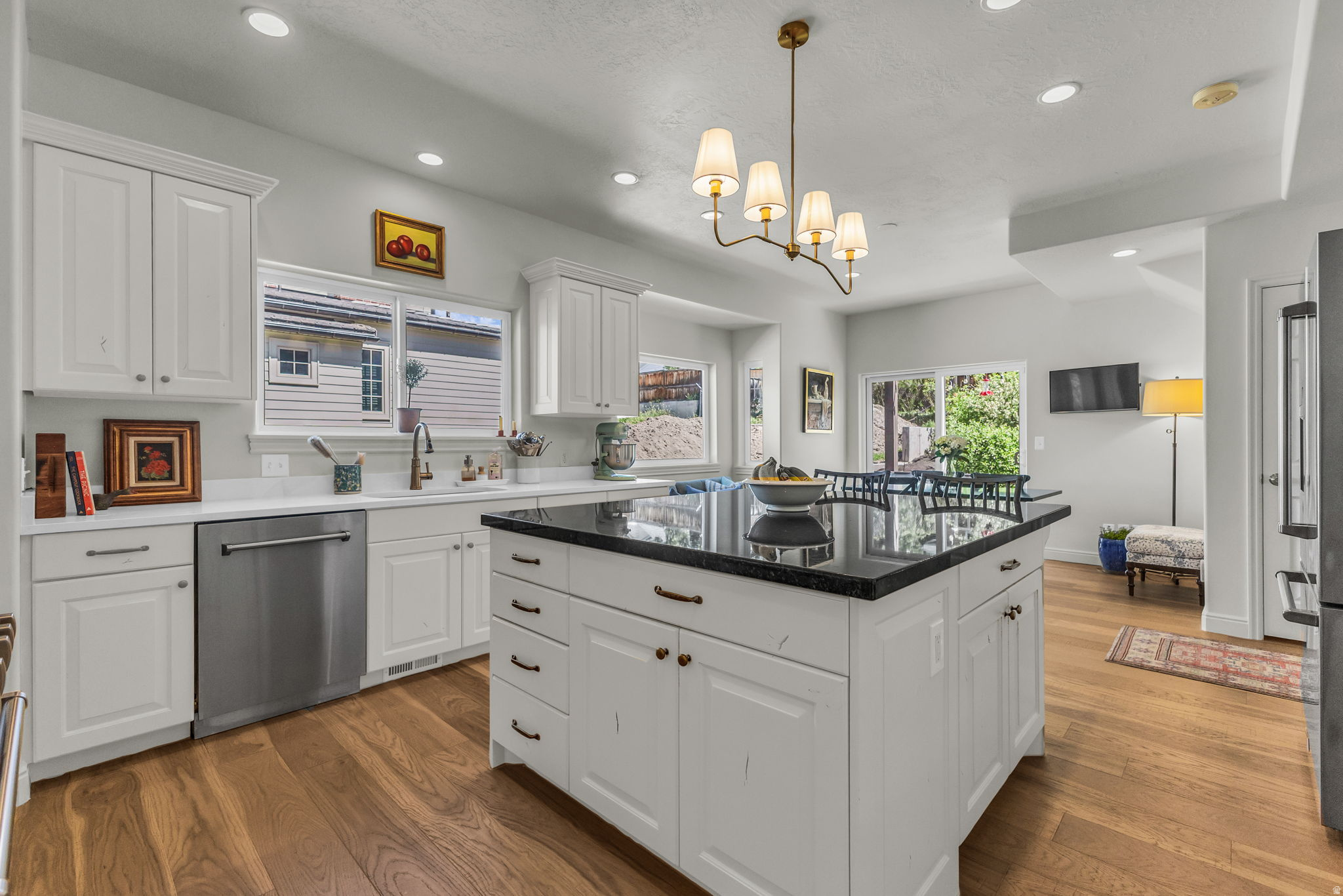 LINCOLN GARDENS - Residential