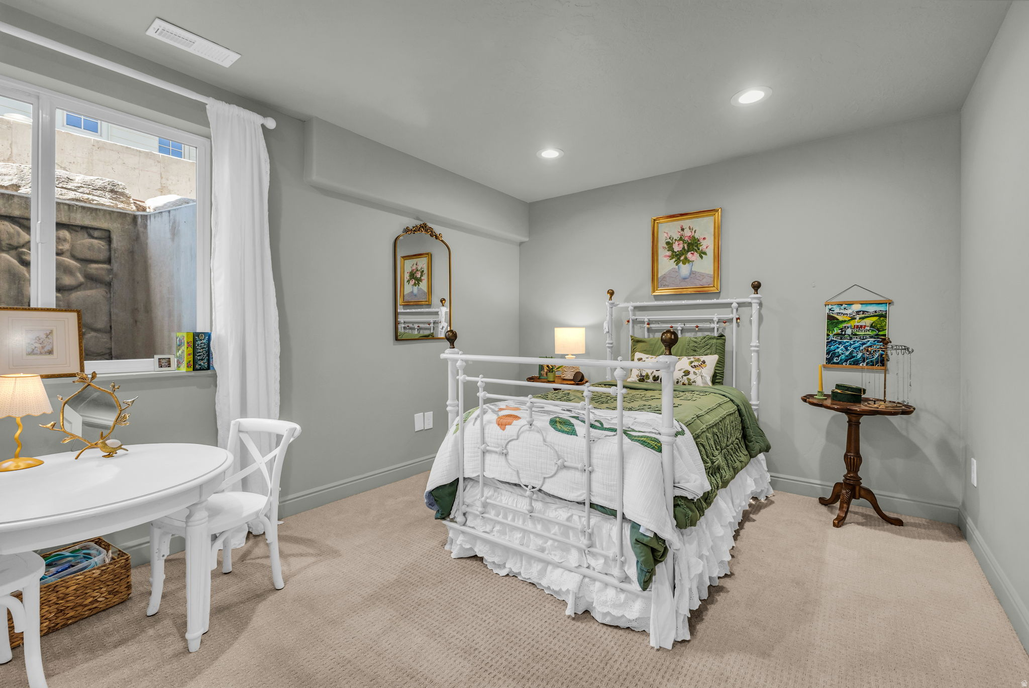 LINCOLN GARDENS - Residential