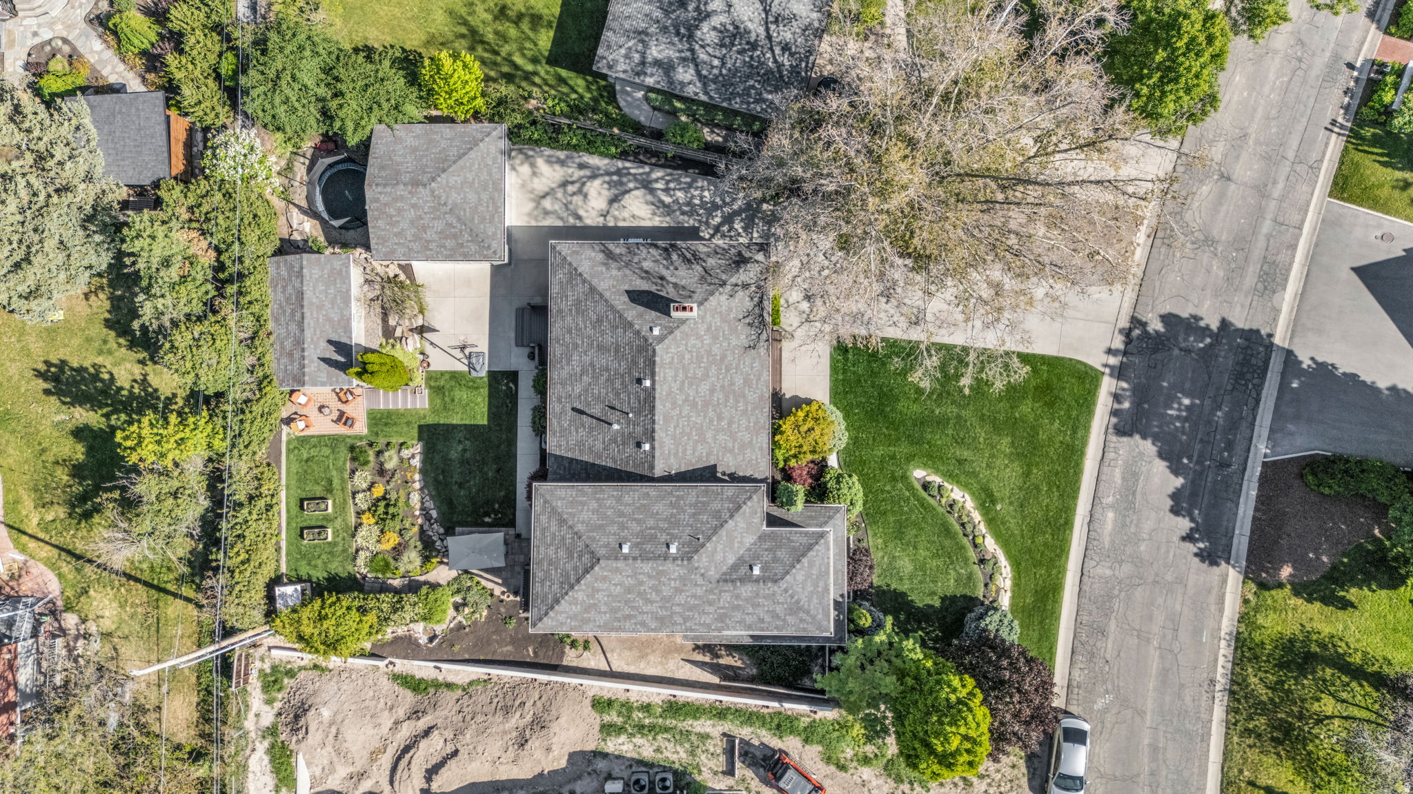 LINCOLN GARDENS - Residential