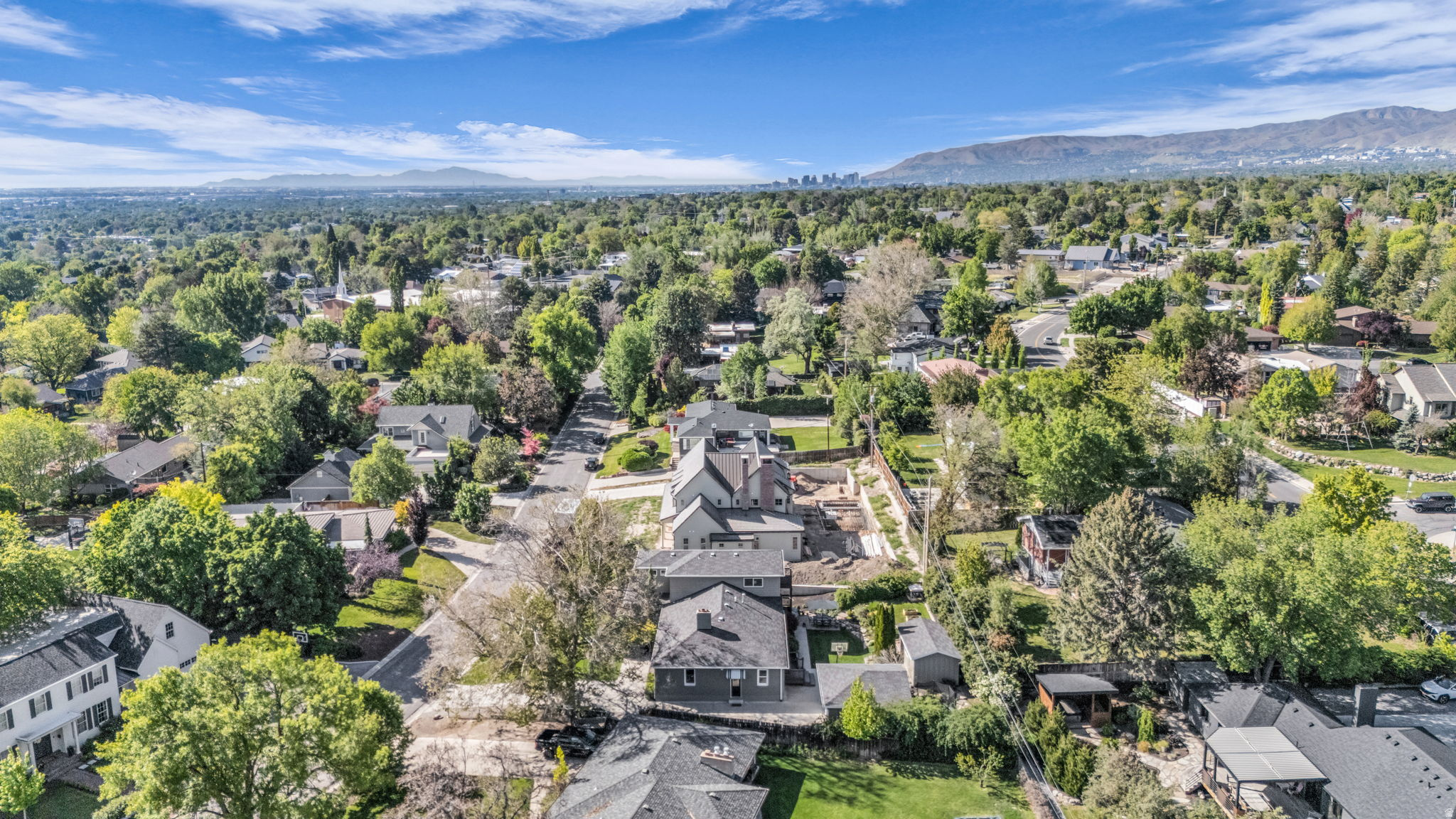 LINCOLN GARDENS - Residential