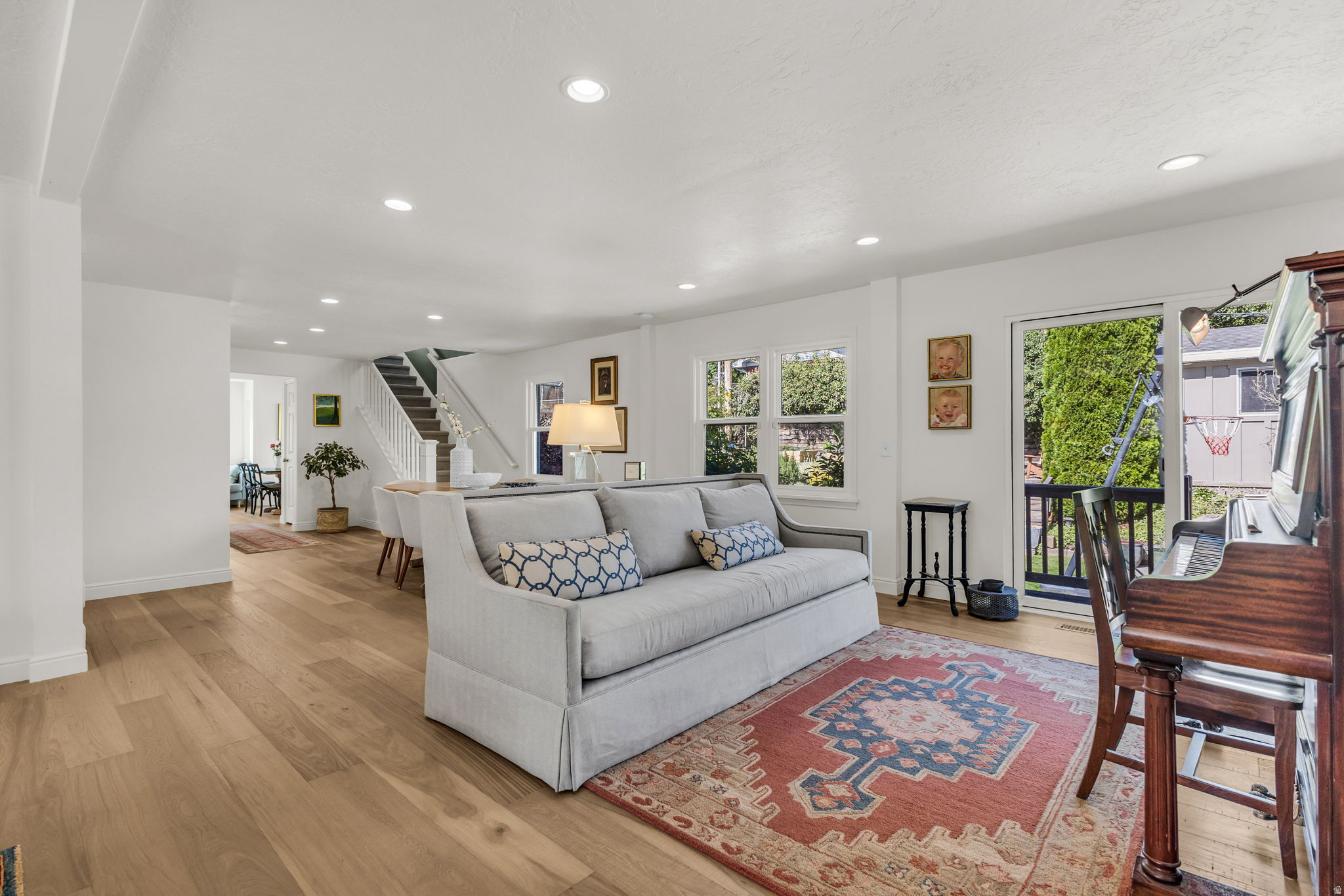 LINCOLN GARDENS - Residential