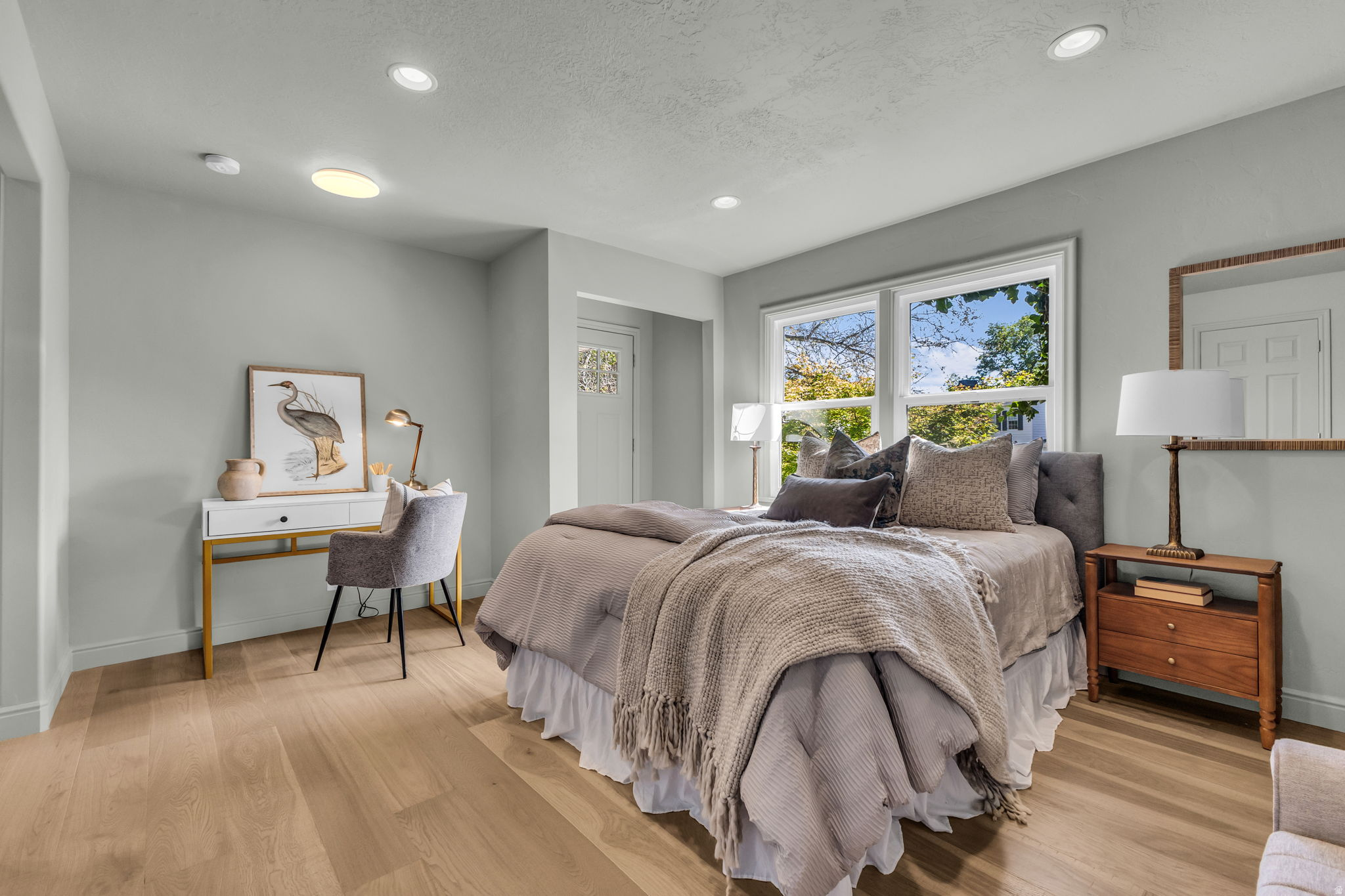 LINCOLN GARDENS - Residential