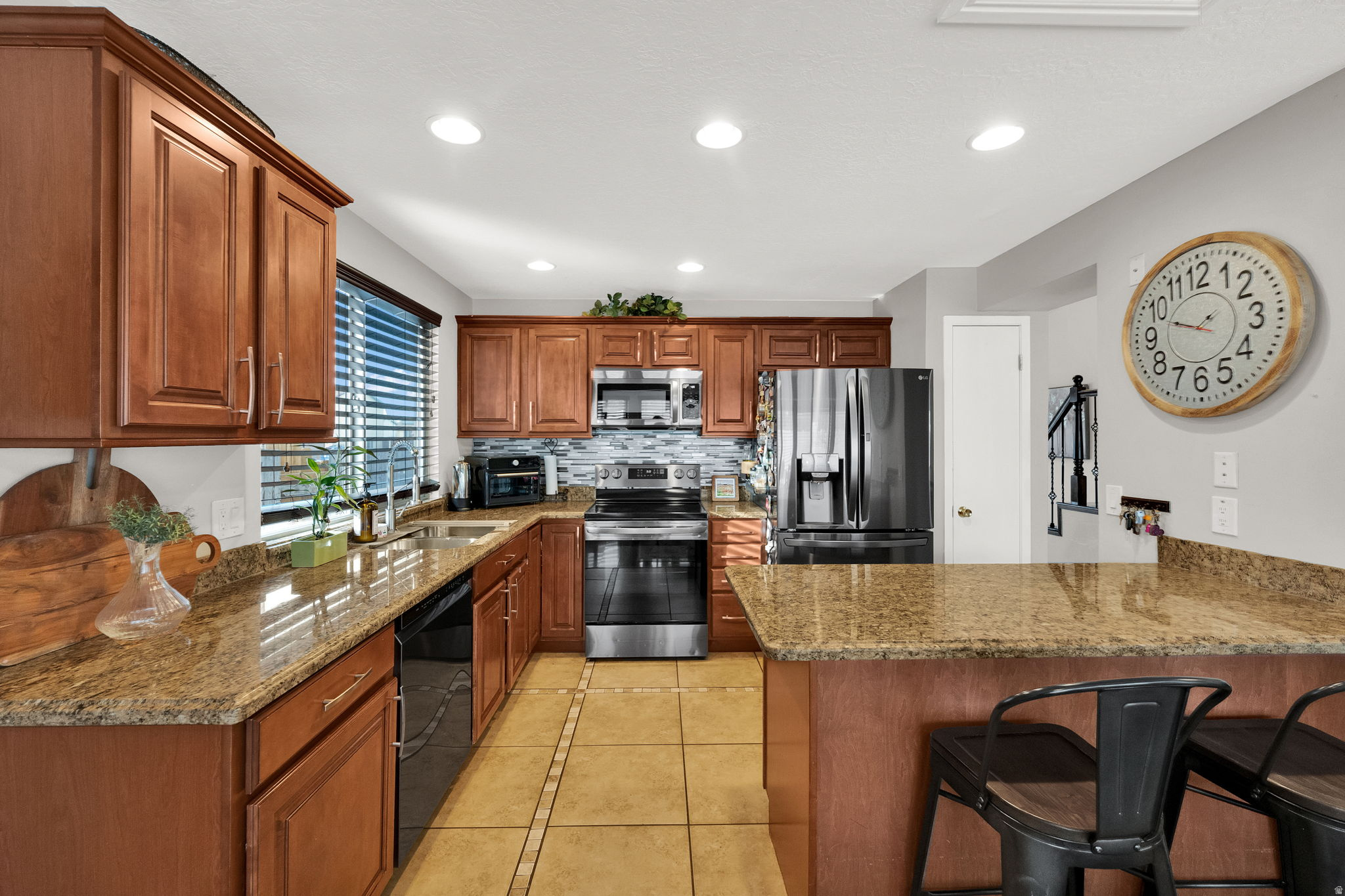 WILLOW BAY - Residential