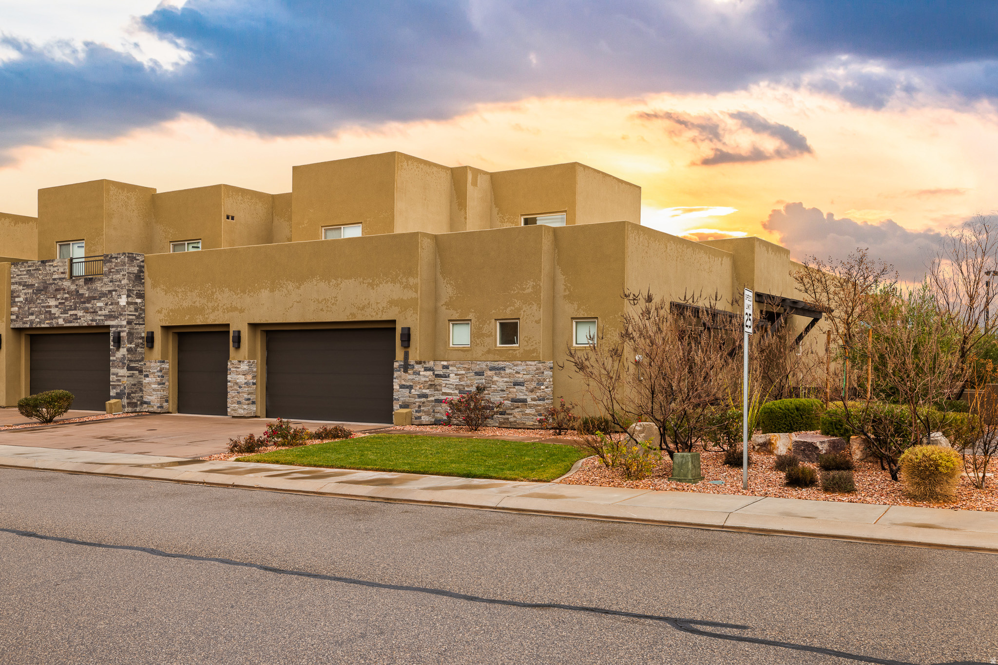 TAVA RESORT AT SAND HOLLOW PH 1 - Residential