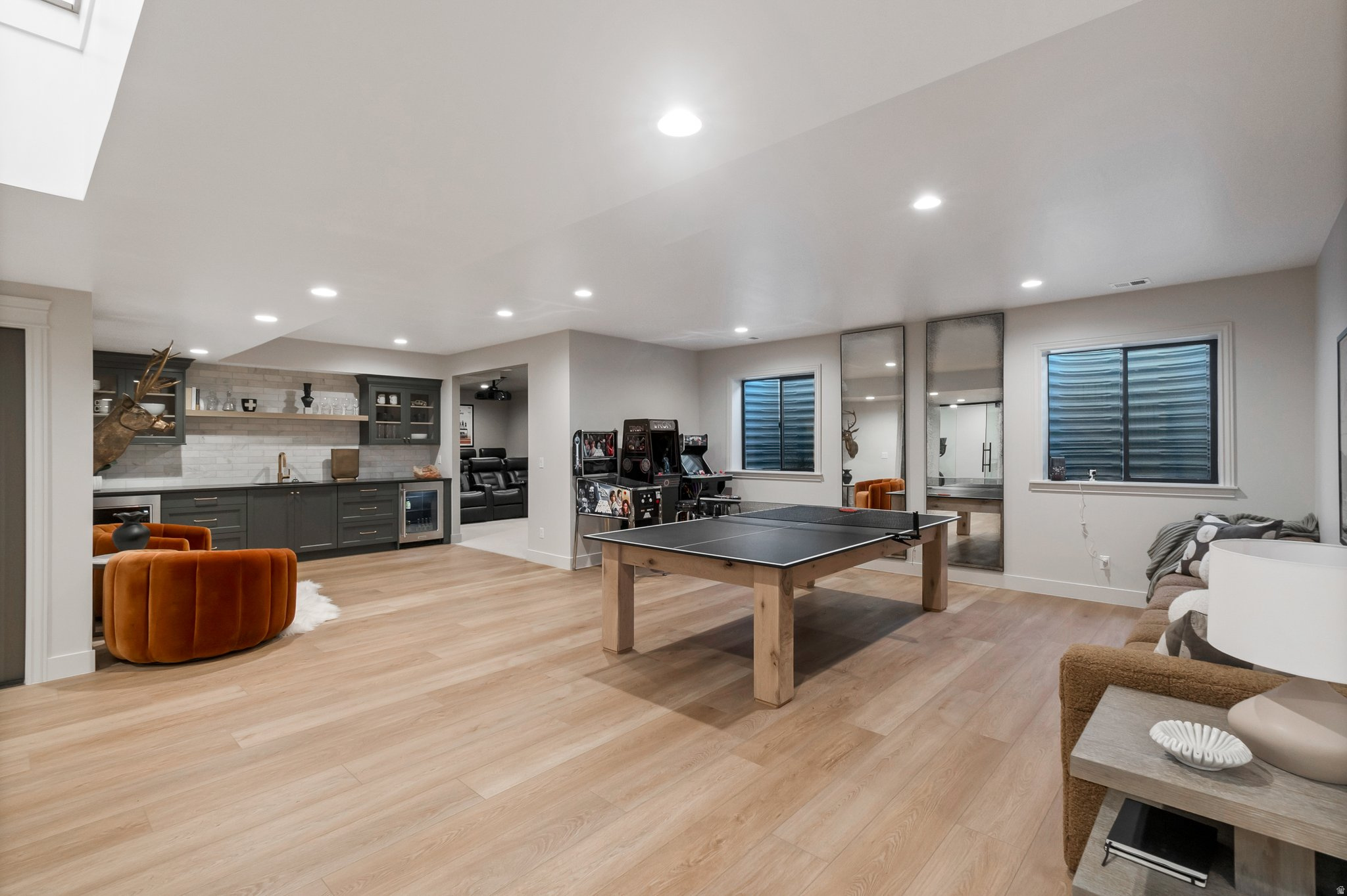 BEACON POINTE - Residential