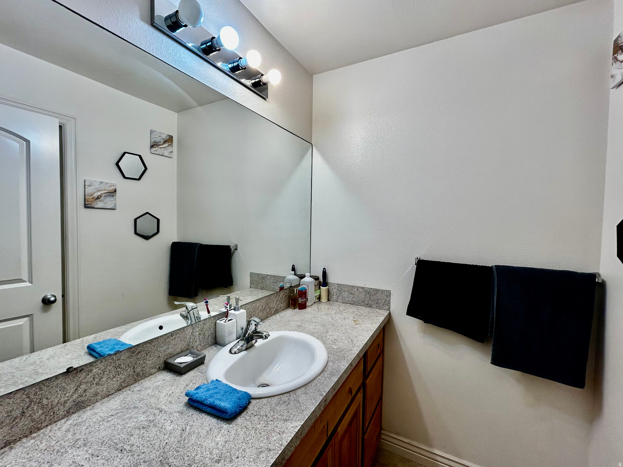 VICTORIAN ESTATES - Residential