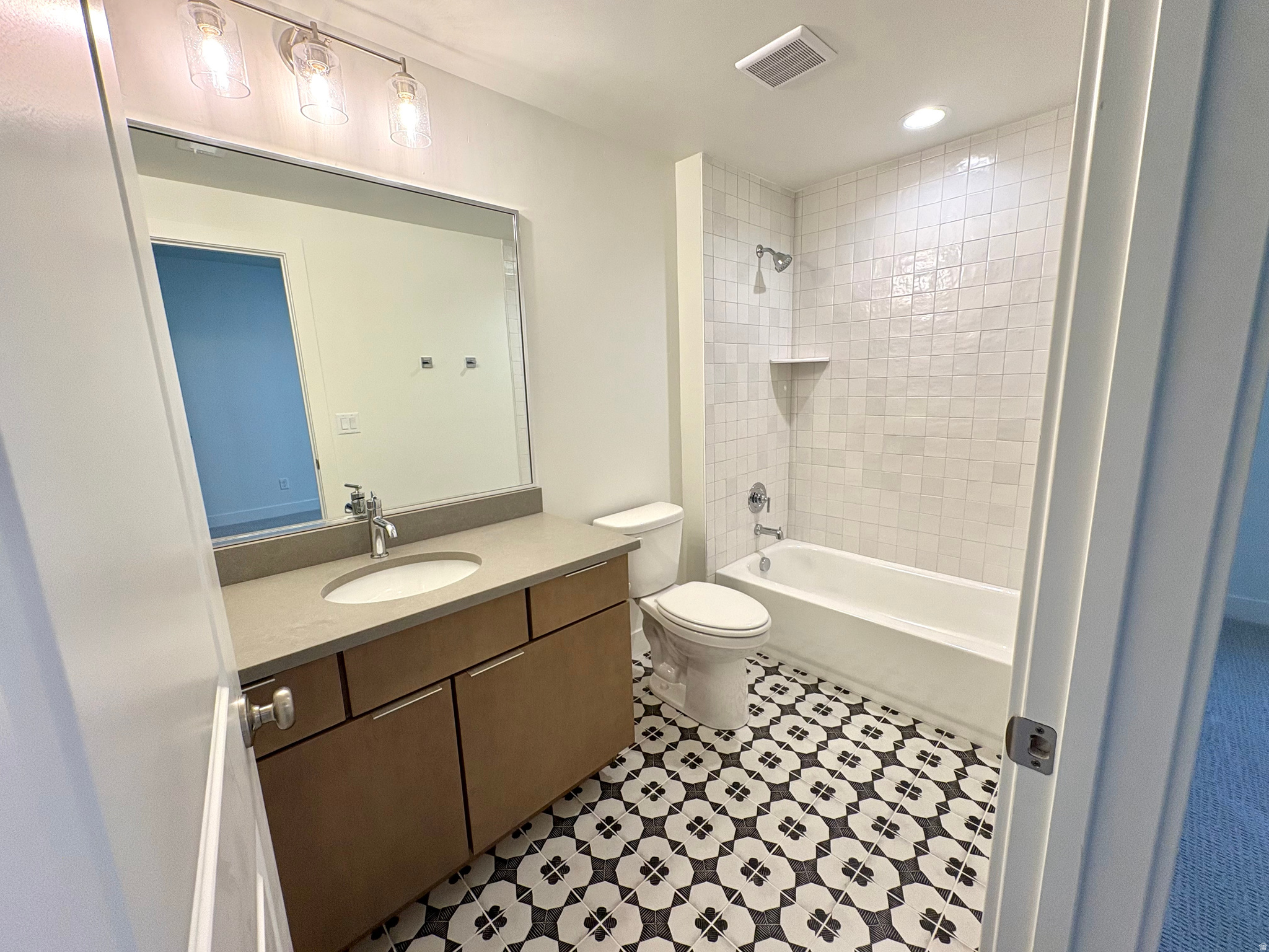 TEN700 - Residential