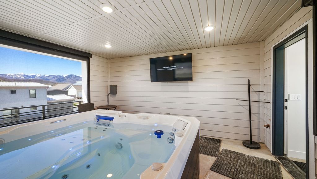 Photo of 6537 SILVER CREEK DR, Park City, UT 84098 (MLS # 2153666)