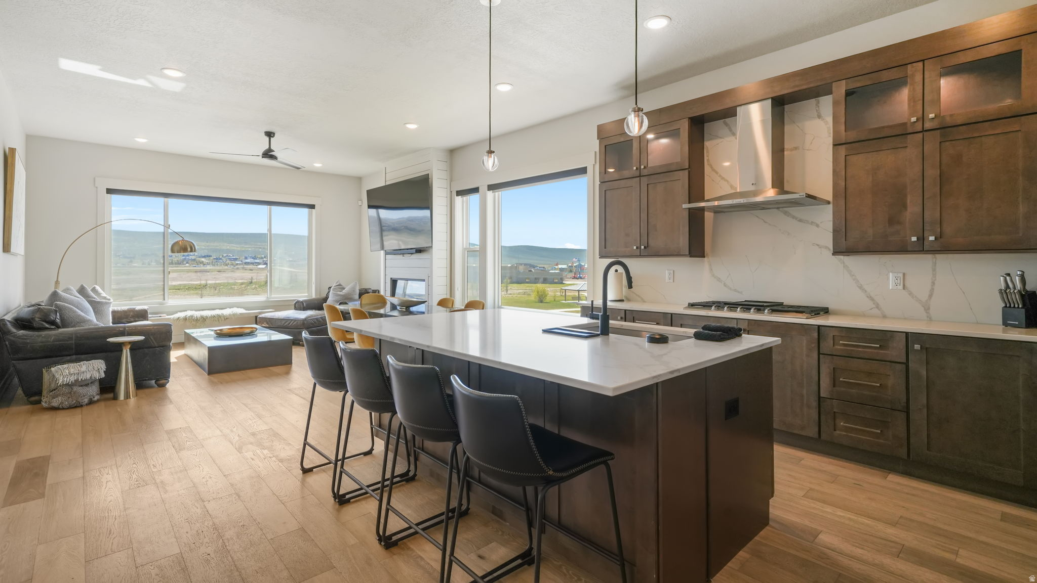 SILVER CREEK - Residential