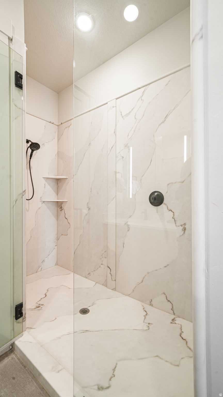 SILVER CREEK - Residential